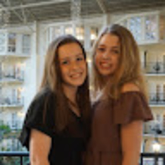 Meet your Posher, Molly - Picture 1 of 1